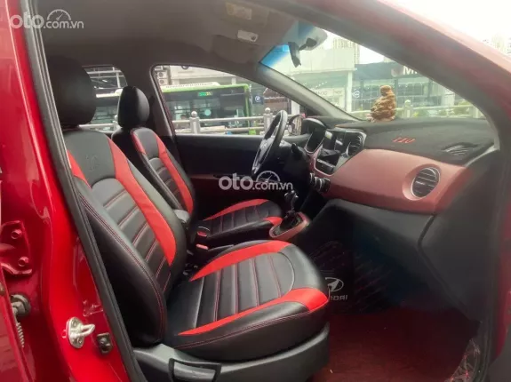 Hyundai Grand i10 Hatchback 1.2 AT 2018 - Xe gia đình chạy chuẩn 8 vạn