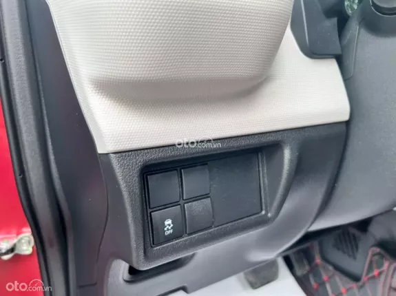 Toyota Veloz Cross 2022 - Xe cực mới odo 3.3 v