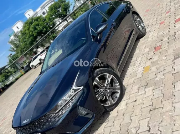 Kia K5 2.0 Luxury 2022 - 1 chủ từ mới xe rất đẹp