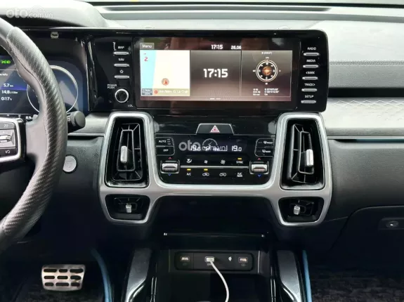 Kia Sorento 2.2 DAT Premium 2022 - Sơn zin cả xe