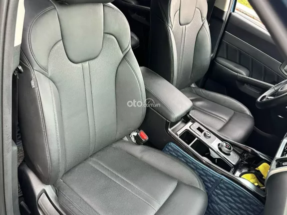 Kia Sorento 2.2 DAT Premium 2022 - Sơn zin cả xe