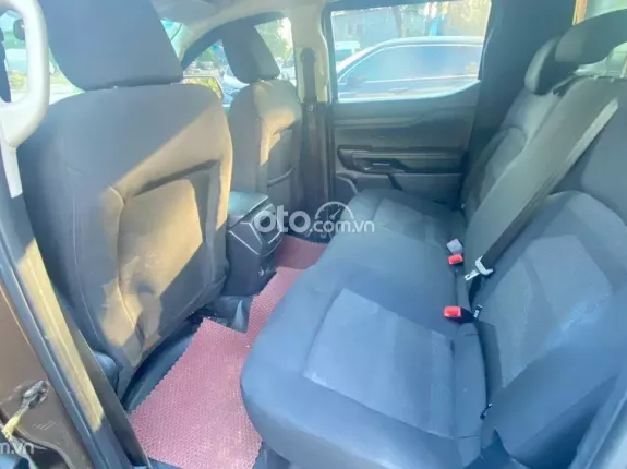 Ford Ranger XLS 2.0L HP 4x4 6AT 2022 - Màu nâu 2 cầu số tự động còn bảo hành hãng