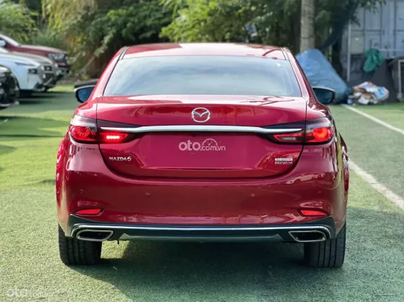 Mazda 6 2.0 Premium 2022 - Giá Còn Cực Tốt