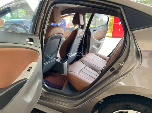 Hyundai Accent 1.4 MT 2013 - Sedan 5 chỗ giá rẻ, máy số ngon, thân vỏ chắc chắn