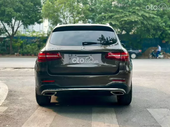 Mercedes-Benz GLC 300 4Matic 2017 - Giá 1 tỷ 030 triệu