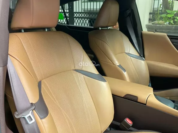 Lexus ES 250 2020 - Giá 2 tỷ 050 triệu