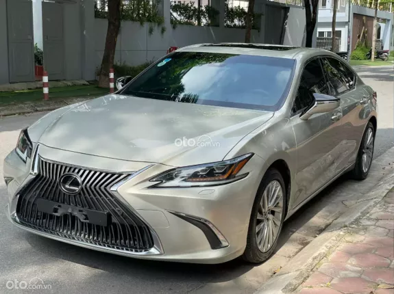 Lexus ES 250 2020 - Giá 2 tỷ 050 triệu