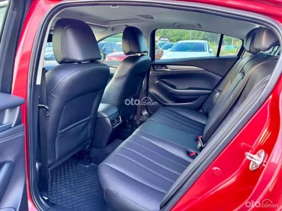 Mazda 6 2.0L Luxury 2022 - Giá Còn Cực Tốt