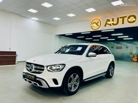 Mercedes-Benz GLC 200 2020 - Động cơ xăng 2.0L với công suất 197hp