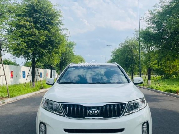 Kia Sorento 2.4 GAT Deluxe 2018 - Cực đẹp cực nét