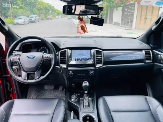 Ford Everest 2.0L ST5 10AT 4x4 Titanium 2020 - 2 cầu bản full nhập khẩu 7v xịn full lịch sử hãng