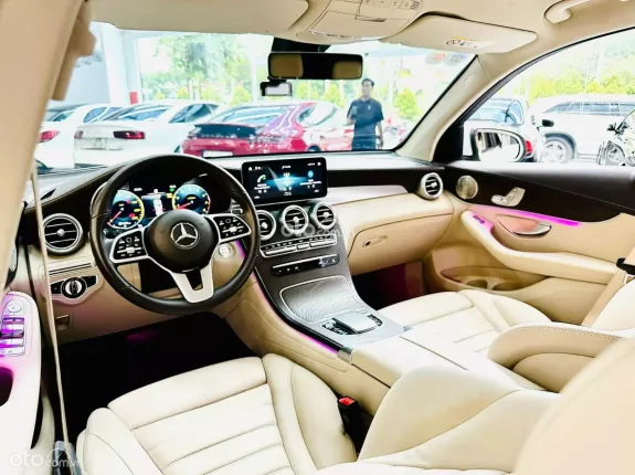 Mercedes-Benz GLC 200 4Matic 2022 - Bảo dưỡng đầy đủ, máy móc zin nguyên