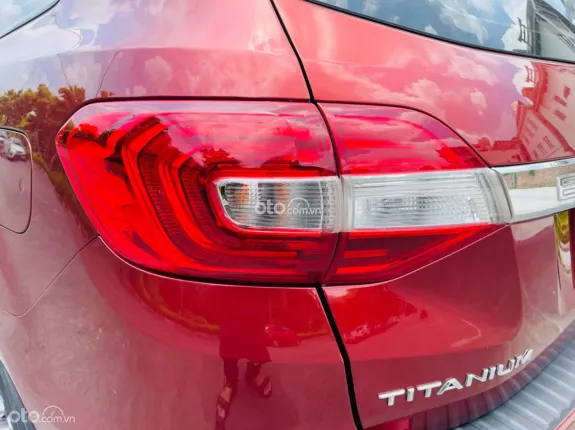 Ford Everest 2.0L ST5 10AT 4x4 Titanium 2020 - 2 cầu bản full nhập khẩu 7v xịn full lịch sử hãng