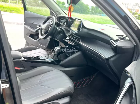 Peugeot 2008 GT Line 2021 - Peugiot 2008 GT Line sản xuất 2021