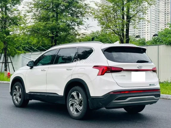 Hyundai Santa Fe 2.4L Xăng Tiêu chuẩn 2022 - Giá thương lượng