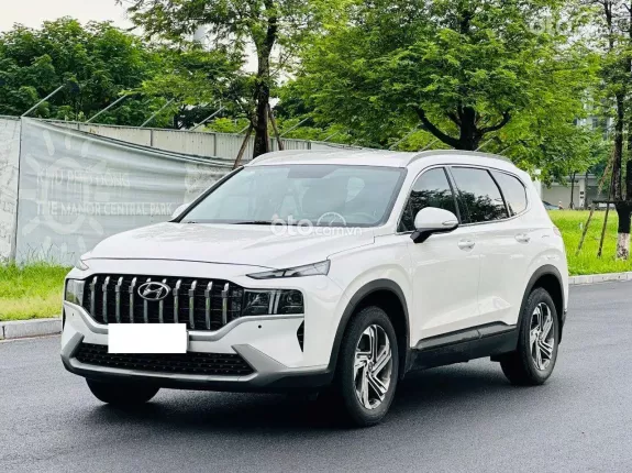 Hyundai Santa Fe 2.4L Xăng Tiêu chuẩn 2022 - Giá thương lượng