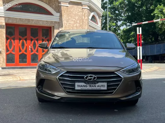 Hyundai Elantra 2016 - Xe siêu đẹp