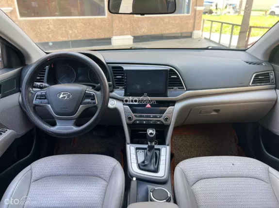 Hyundai Elantra 2016 - Xe siêu đẹp