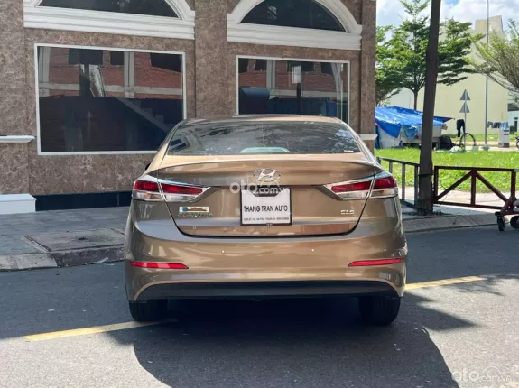 Hyundai Elantra 2016 - Xe siêu đẹp