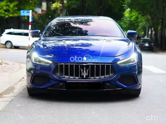 Maserati Ghibli GrandSport 2018 - Chạy 9.900 miles