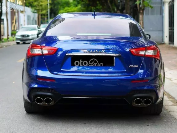 Maserati Ghibli GrandSport 2018 - Chạy 9.900 miles