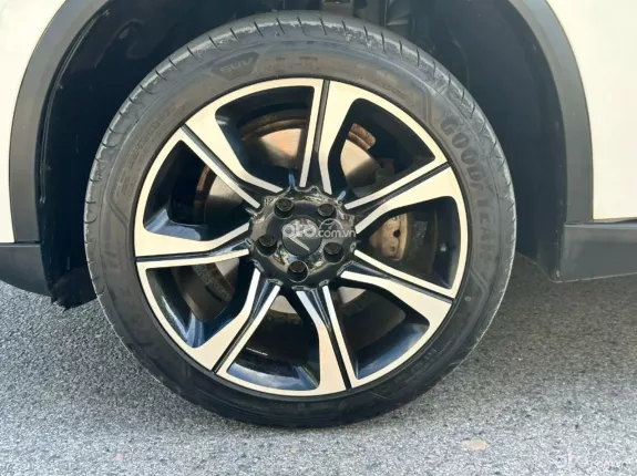 VinFast LUX SA2.0 Cao cấp 2019 - Bán 735 triệu