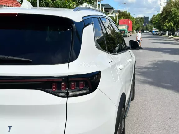 VinFast LUX SA2.0 Cao cấp 2019 - Bán 735 triệu