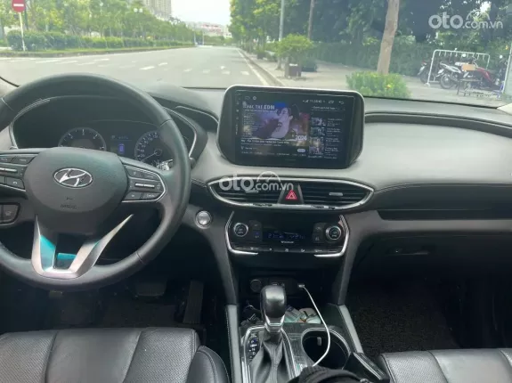 Hyundai Santa Fe 2.2L Dầu Tiêu chuẩn 2019 - Xe sang mà tiết kiệm nhiên liệu