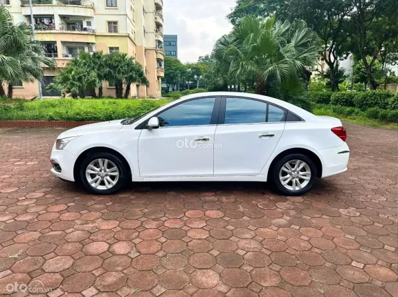 Chevrolet Cruze LT 1.6 2016 - Một Chủ, Lốp theo xe, Chạy 5,5 vạn km