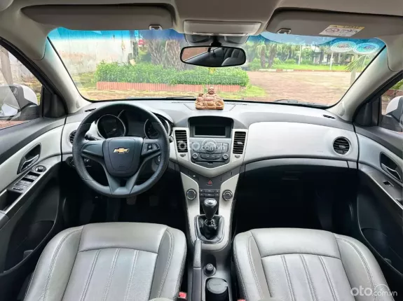 Chevrolet Cruze LT 1.6 2016 - Một Chủ, Lốp theo xe, Chạy 5,5 vạn km