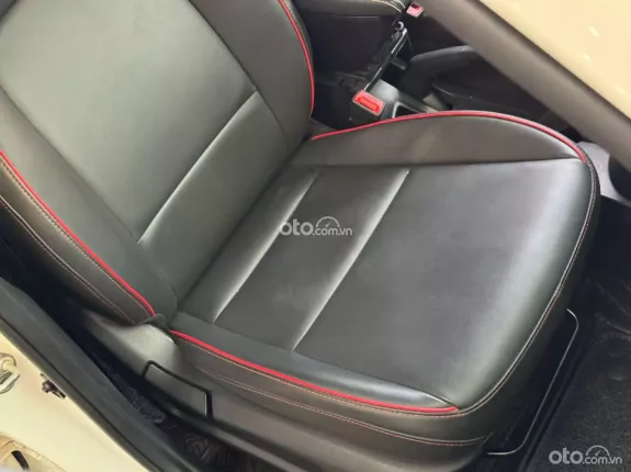 Hyundai Grand i10 Sedan 1.2 AT 2021 - Bán 386 triệu