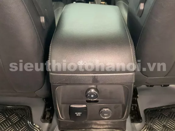 Ford Everest Titanium 2.0 AT 4x2 2020 - Không đâm đụng - Không ngập nước - Đúng Km đồng hồ