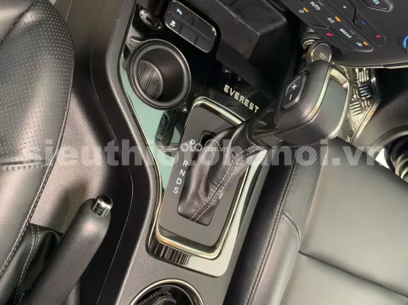 Ford Everest Titanium 2.0 AT 4x2 2020 - Không đâm đụng - Không ngập nước - Đúng Km đồng hồ