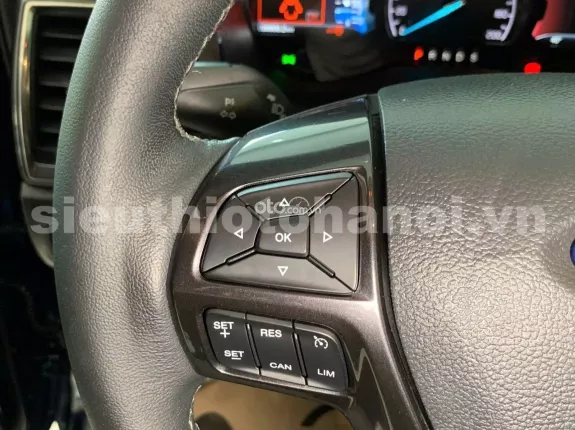 Ford Everest Titanium 2.0 AT 4x2 2020 - Không đâm đụng - Không ngập nước - Đúng Km đồng hồ