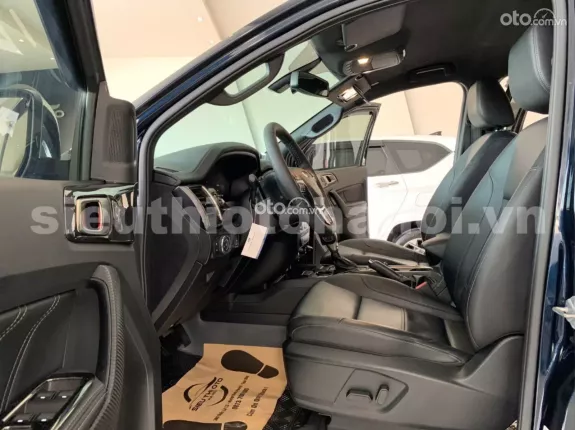 Ford Everest Titanium 2.0 AT 4x2 2020 - Không đâm đụng - Không ngập nước - Đúng Km đồng hồ