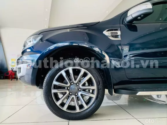 Ford Everest Titanium 2.0 AT 4x2 2020 - Không đâm đụng - Không ngập nước - Đúng Km đồng hồ