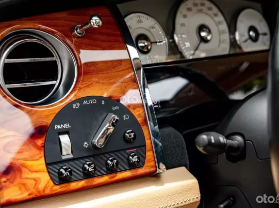 Rolls-Royce Ghost Series II  2015 - Bản EWB trục cơ sở dài siêu lướt