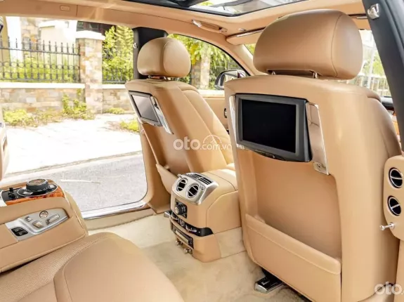 Rolls-Royce Ghost Series II  2015 - Bản EWB trục cơ sở dài siêu lướt