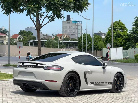 Porsche 718 Cayman S 2024 - Máy móc nguyên bản nhà sản xuất