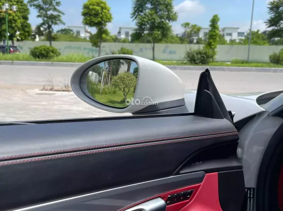 Porsche 718 Cayman S 2024 - Máy móc nguyên bản nhà sản xuất