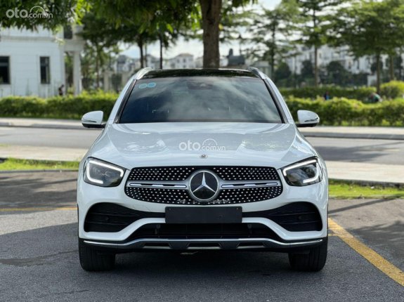 Mercedes-Benz GLC 300 4Matic V1 2022 - Xe đẹp chạy 18.000 km