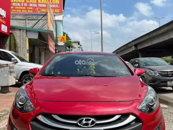 Hyundai i30 1.6 AT 2014 - Nhập Hàn nguyên chiếc - có bank 70% - giá thương lượng