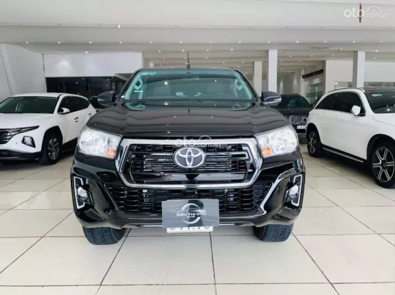 Toyota Hilux 2.4E 4×2 AT 2020 - Không đâm đụng - Không ngập nước - Đúng Km đồng hồ