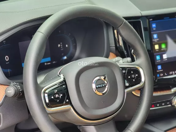 Volvo XC90 2023 - Hỗ trợ bank 70%