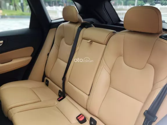 Volvo XC90 2023 - Hỗ trợ bank 70%