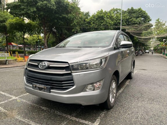 Toyota Innova 2.0E 2019 - Siêu hot về săn 1 em máy móc zin keo chỉ