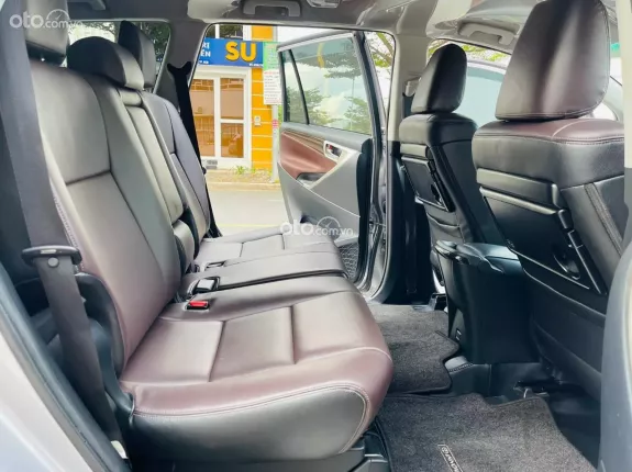 Toyota Innova 2.0G 2020 - Toyota Innova 2.0G * Sản xuất: 2020 * Số tự động - Máy xăng * ODO: 44.000km * Màu: Bạc