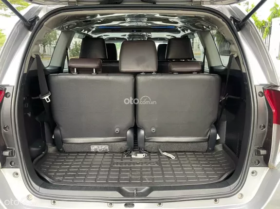 Toyota Innova 2.0G 2020 - Toyota Innova 2.0G * Sản xuất: 2020 * Số tự động - Máy xăng * ODO: 44.000km * Màu: Bạc