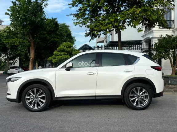 Mazda CX-5 2.0 Deluxe 2023 - Hỗ trợ bank 50% - 70% giá trị xe