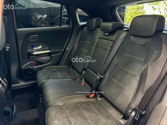 Mercedes-Benz A45 4Matic 2024 - Đỏ siêu lướt hãng - Xe thể thao